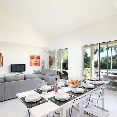 Modern Palmeras * Pollença