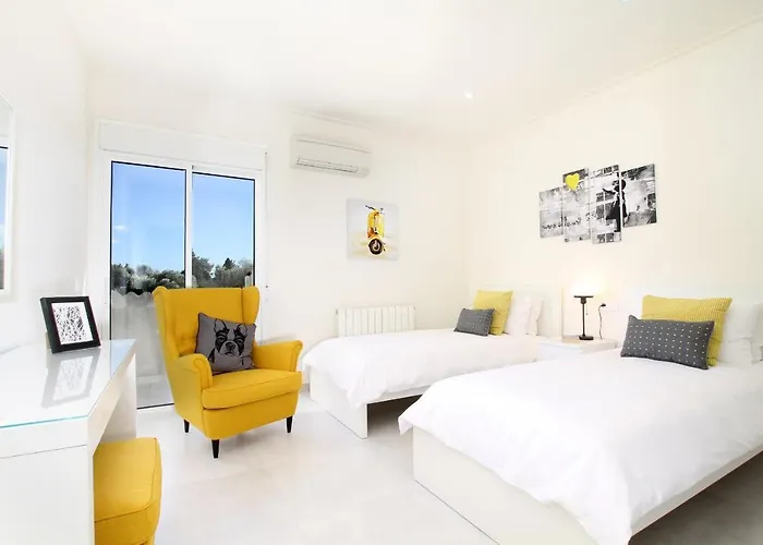 Modern Palmeras Willa *